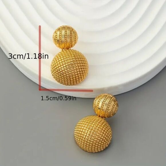 Double Round Design Stud Earrings Simple Elegant Style - Picture 3 of 4